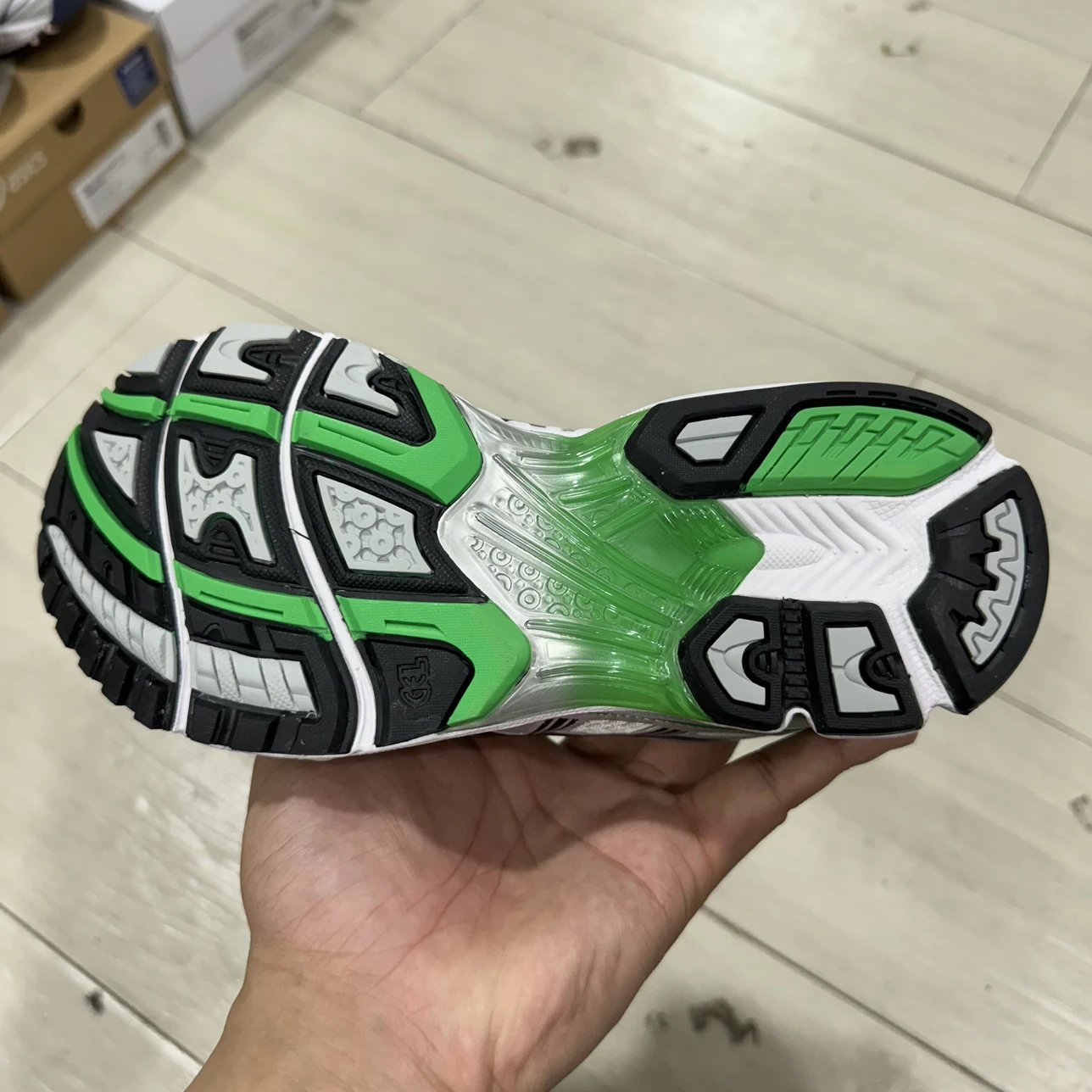 Kayano 14 Green