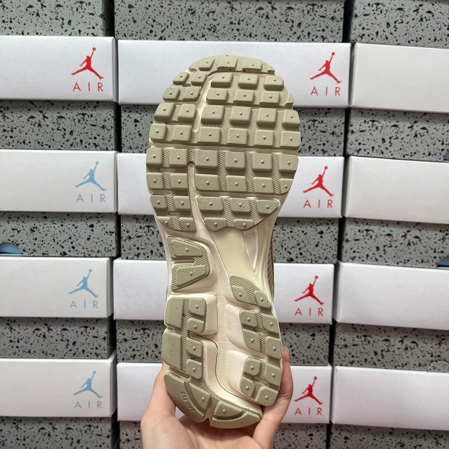 Vomero 5 Pale Ivory