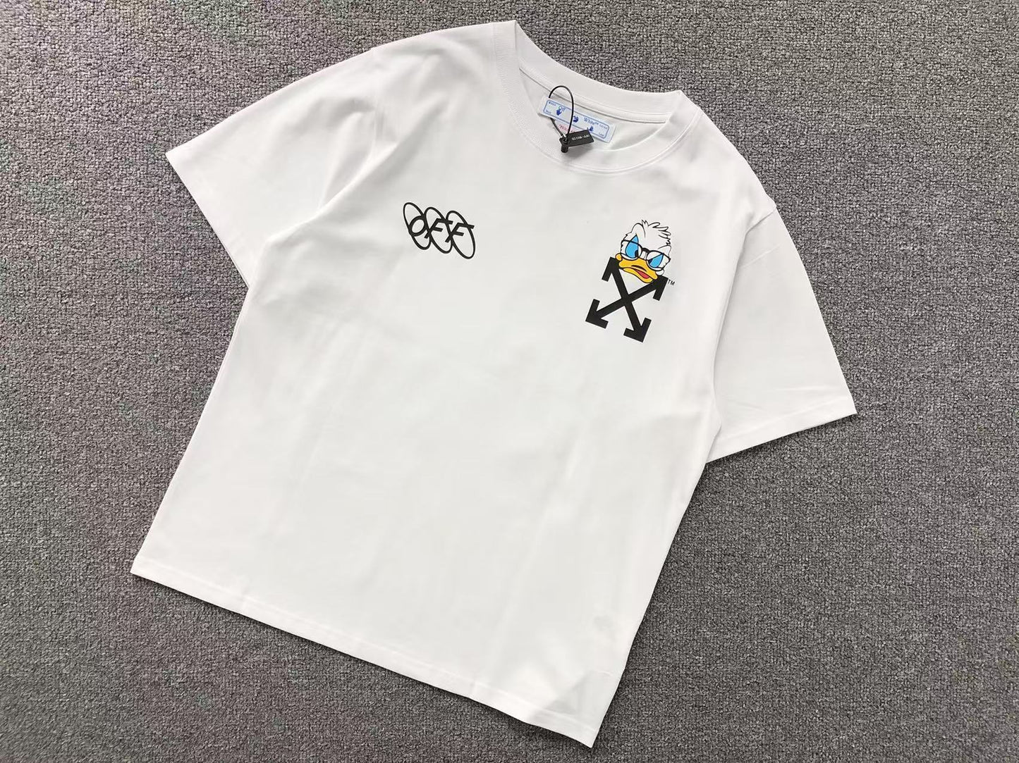 T-shirt Off