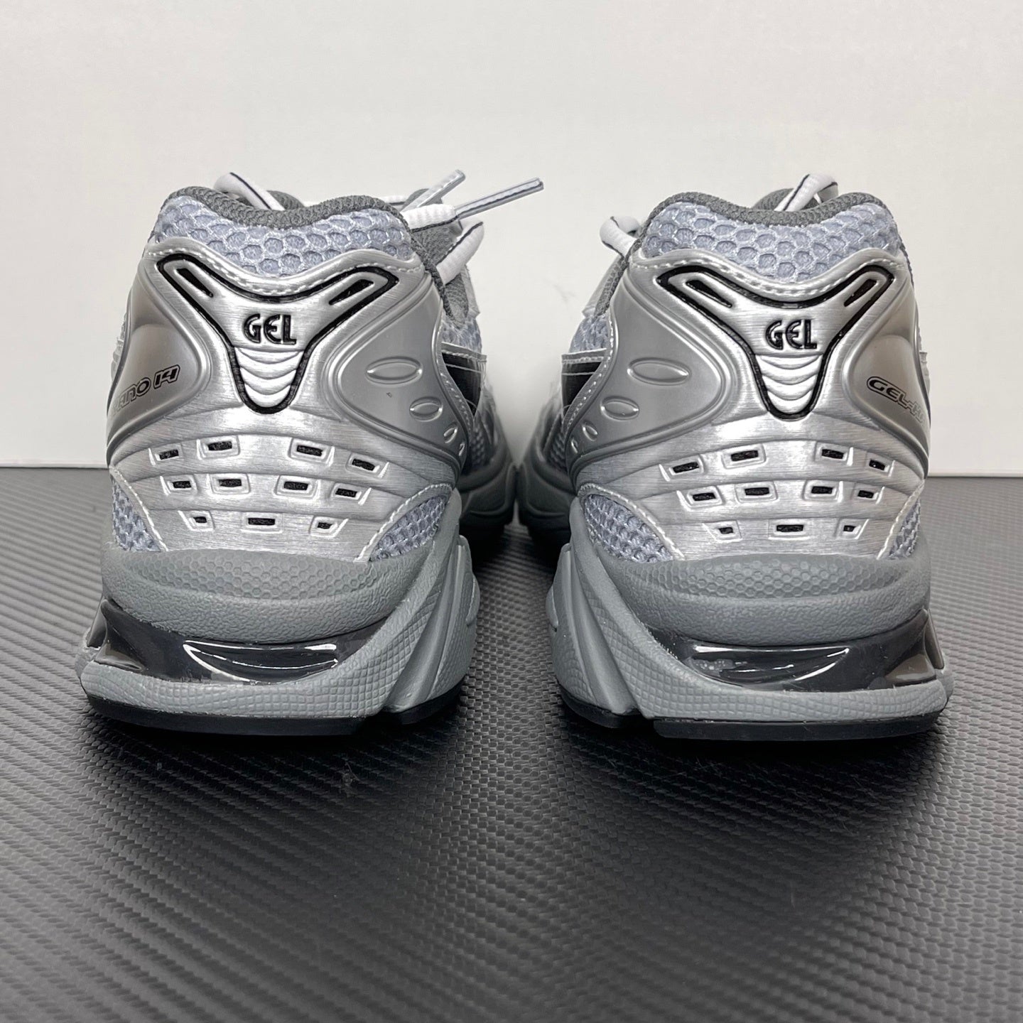 Kayano 14 White / Silver / Black