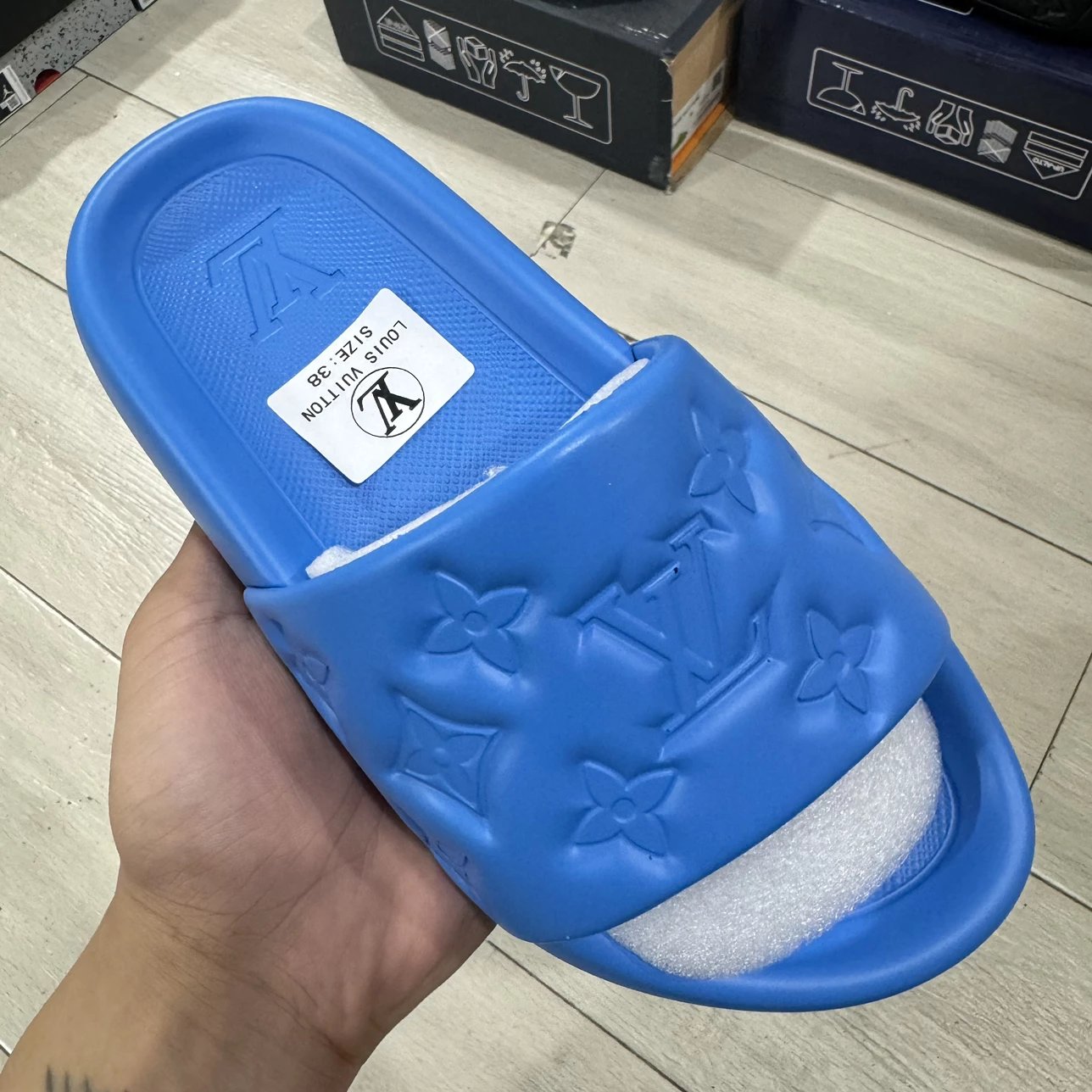 Chinelo Lv Azul