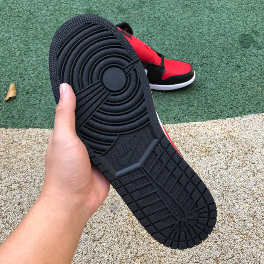 AJ1 MID Bred Toe