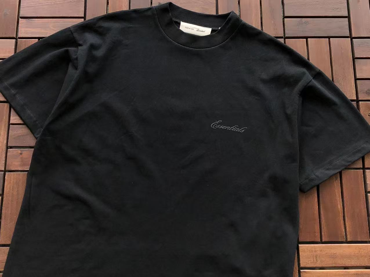 T-Shirts ESSENT