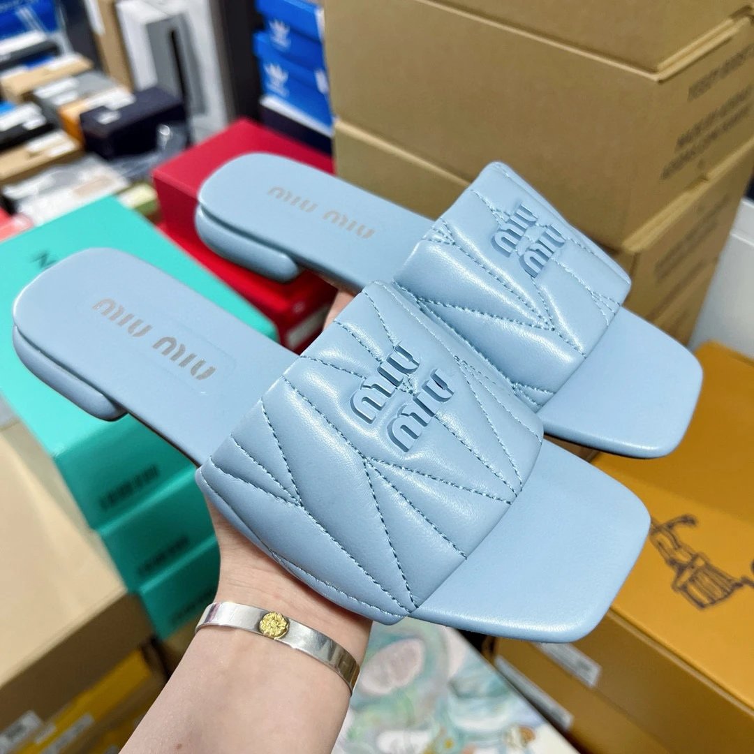 Chinelos Miu Miu Light Blue