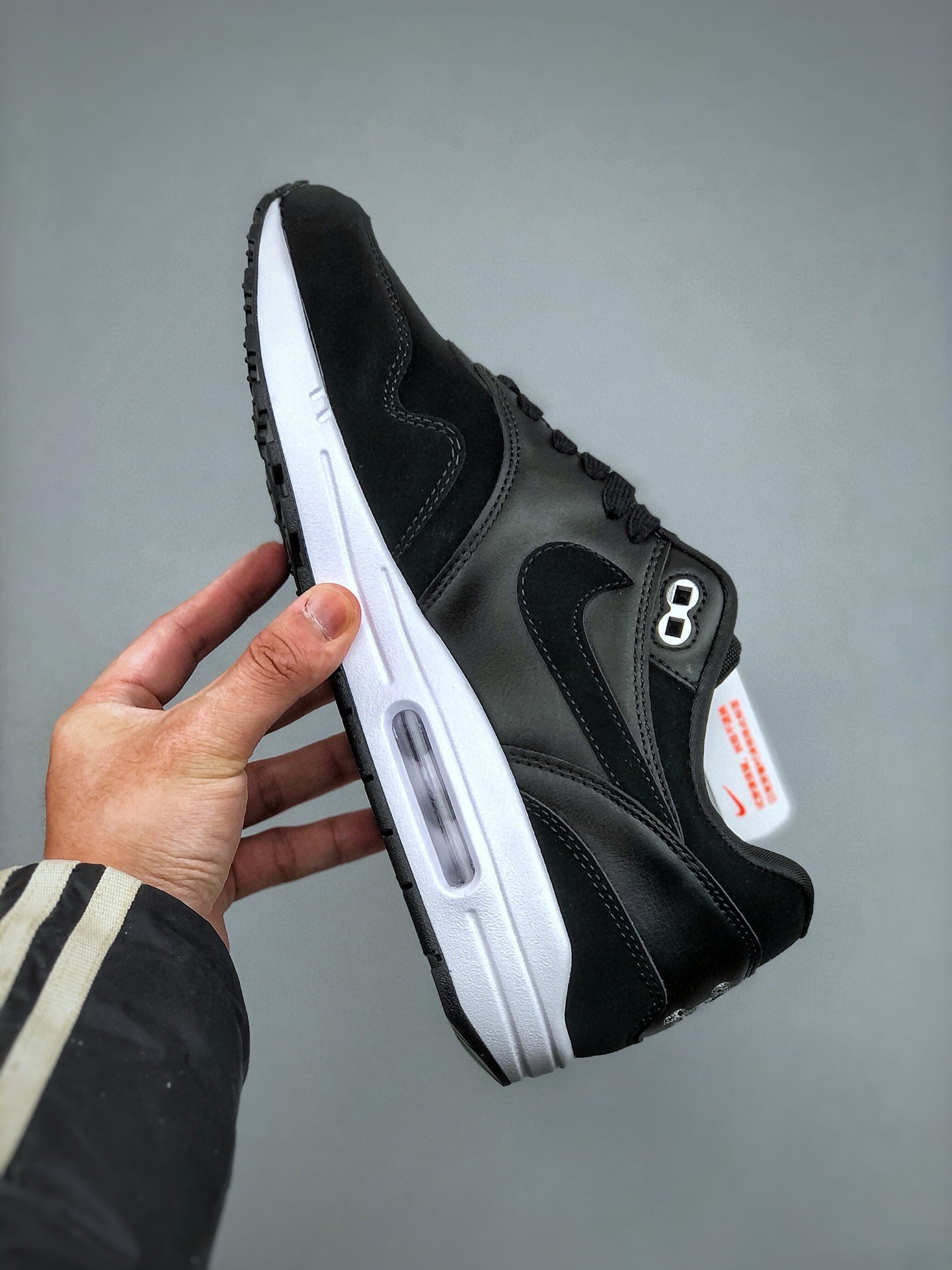 Air Max 1 Rebel Skulls