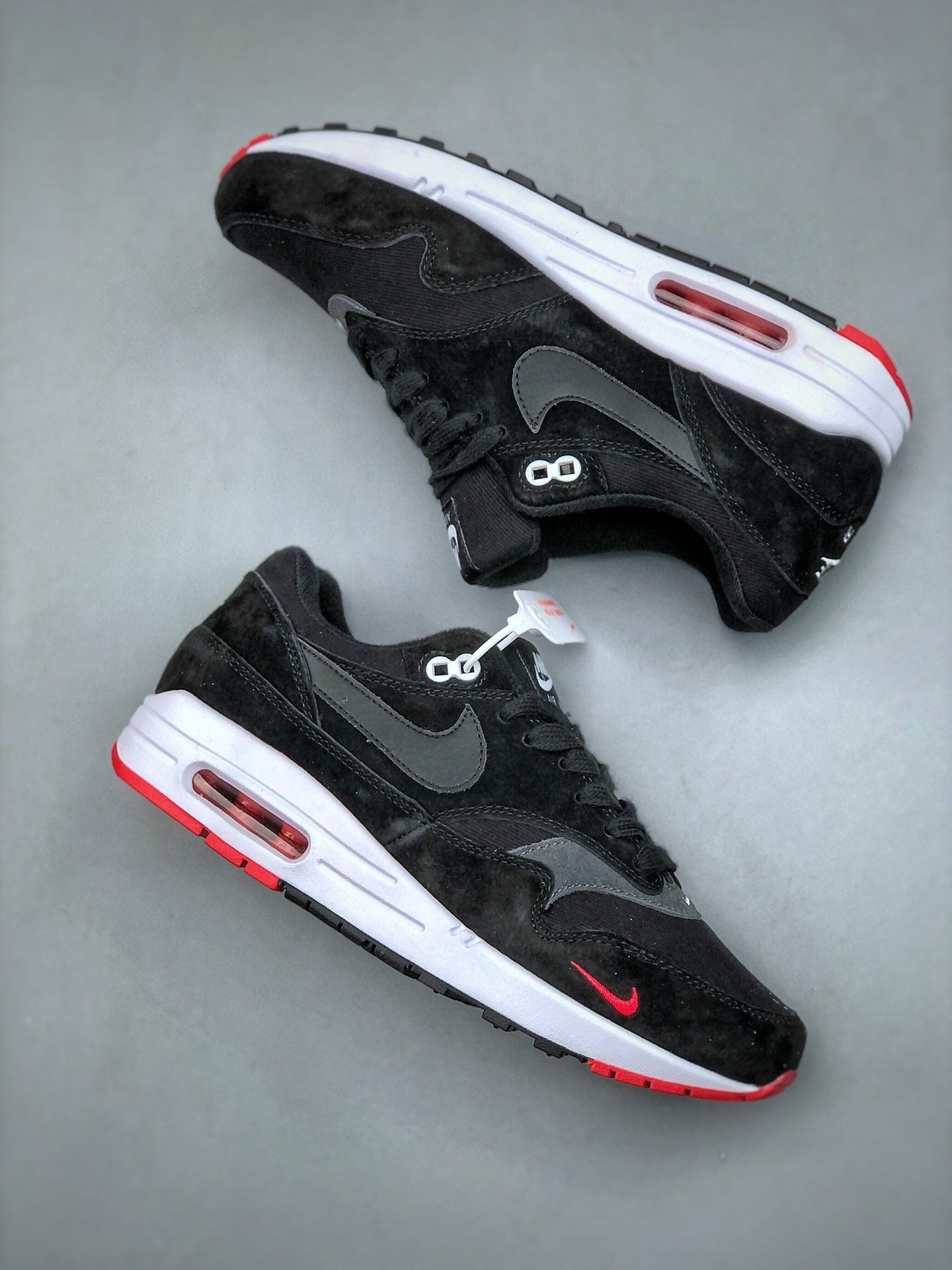 Air Max 1 Bred