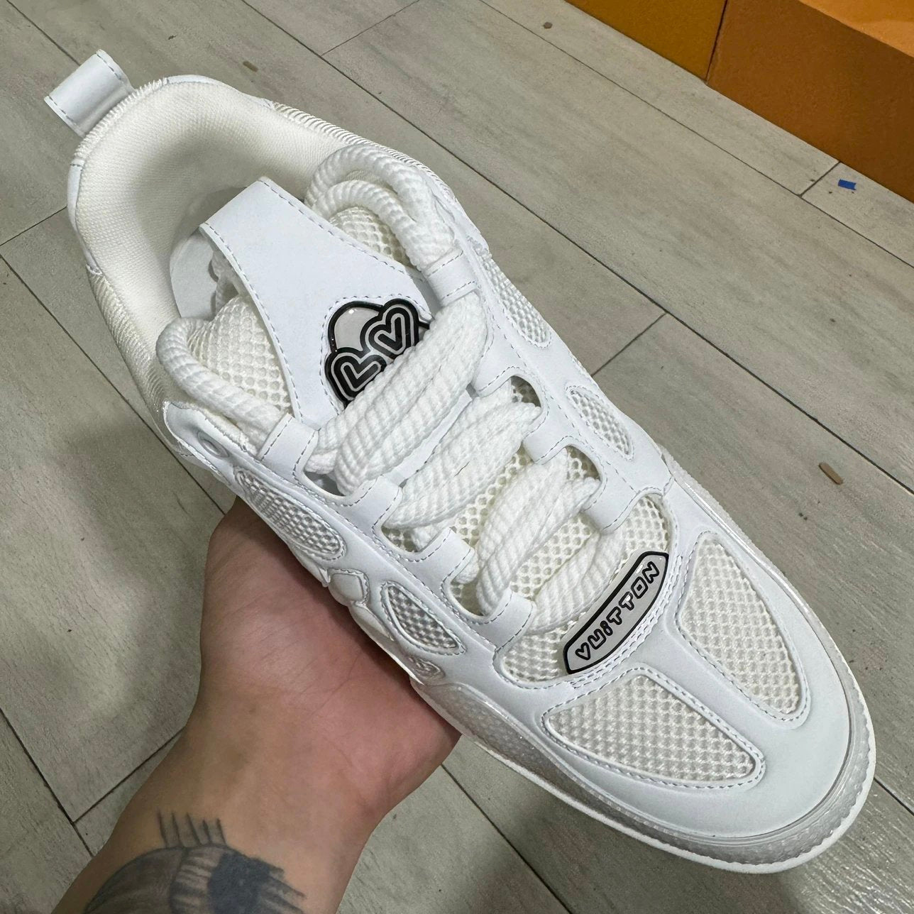 Aware Skate White