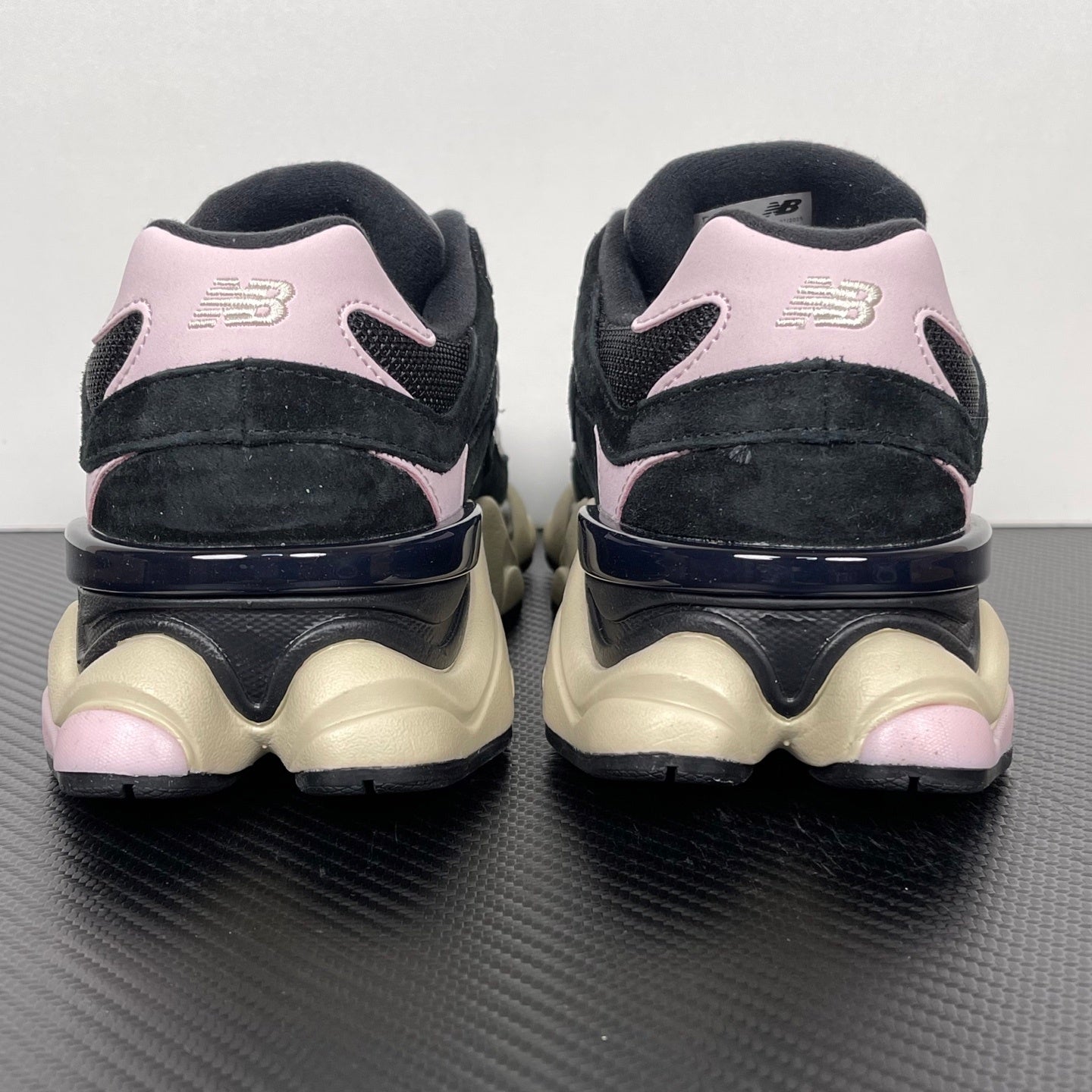 NB 9060 Black Pink