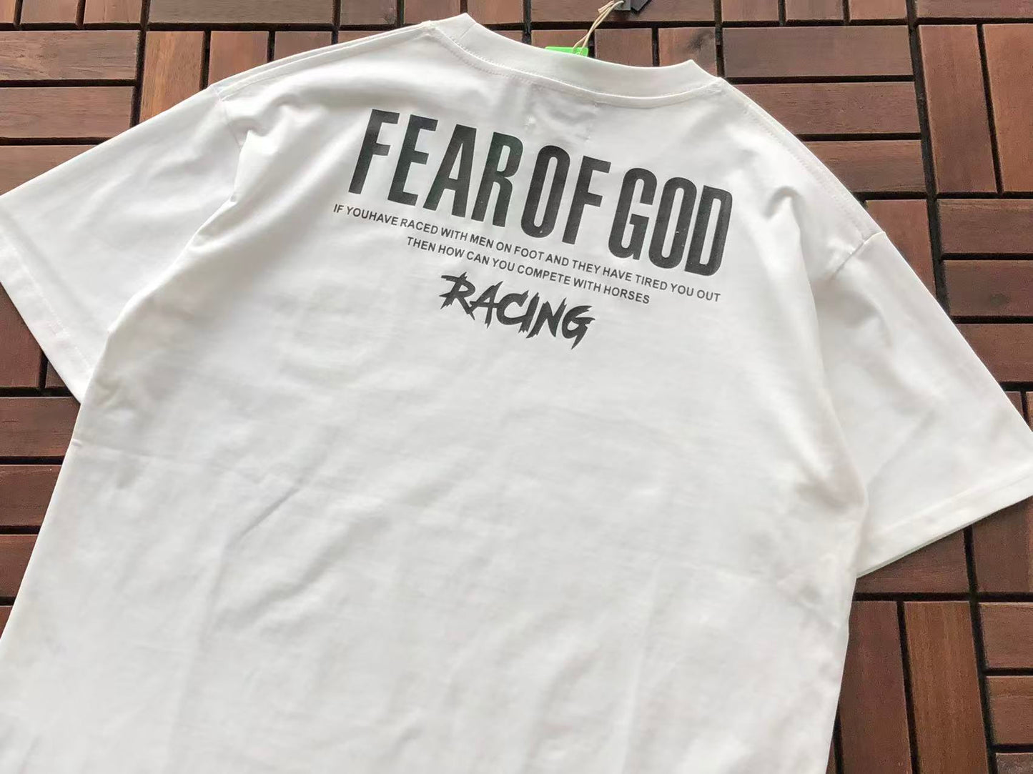T-Shirt ESSENT