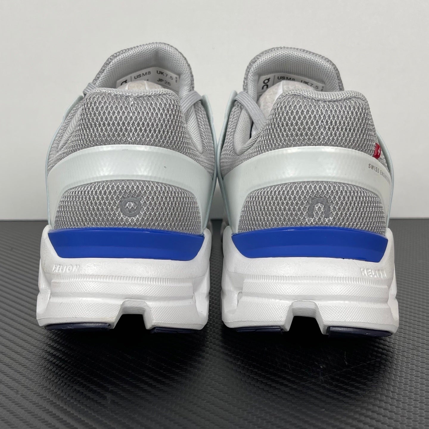 Cloudswift 3 White Grey