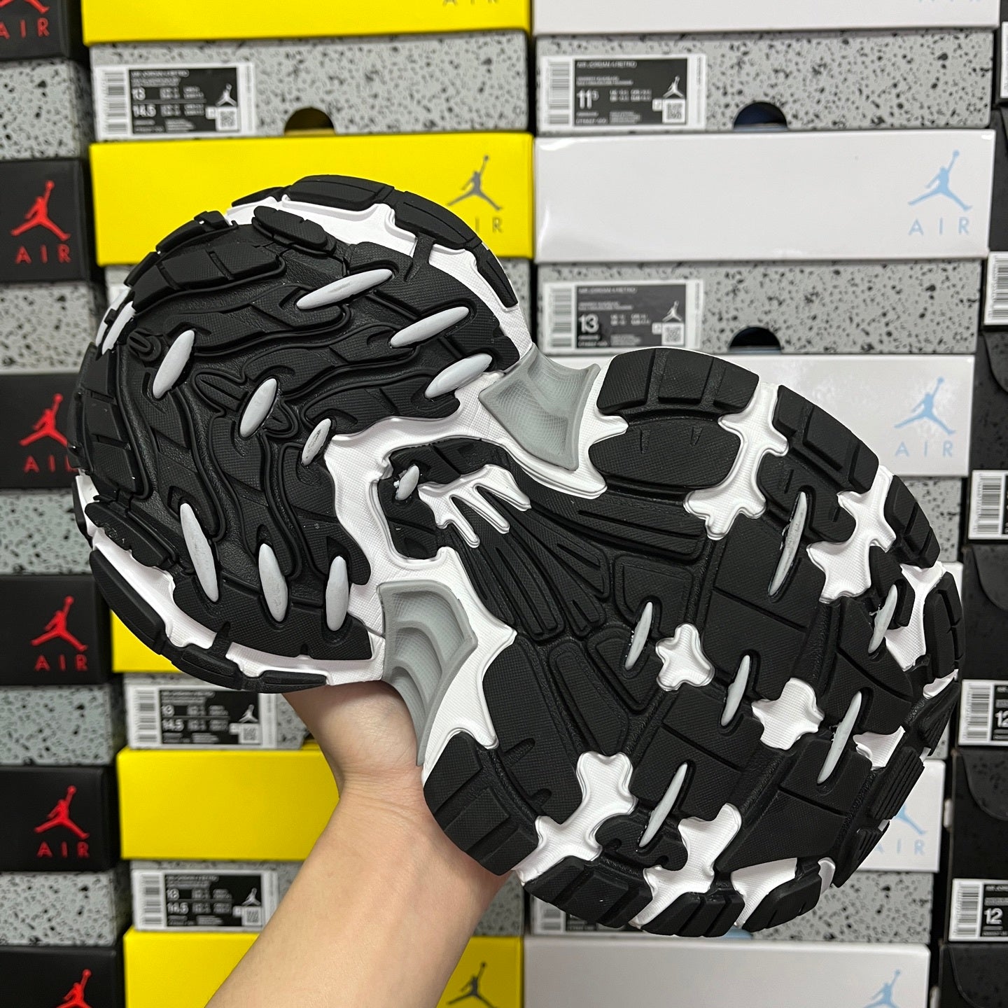 BLG 10XL White/Black
