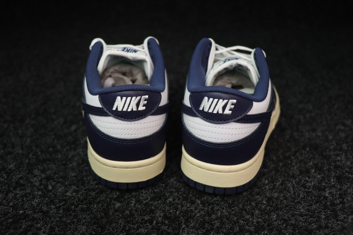 Dunk SP Midnight Navy and White