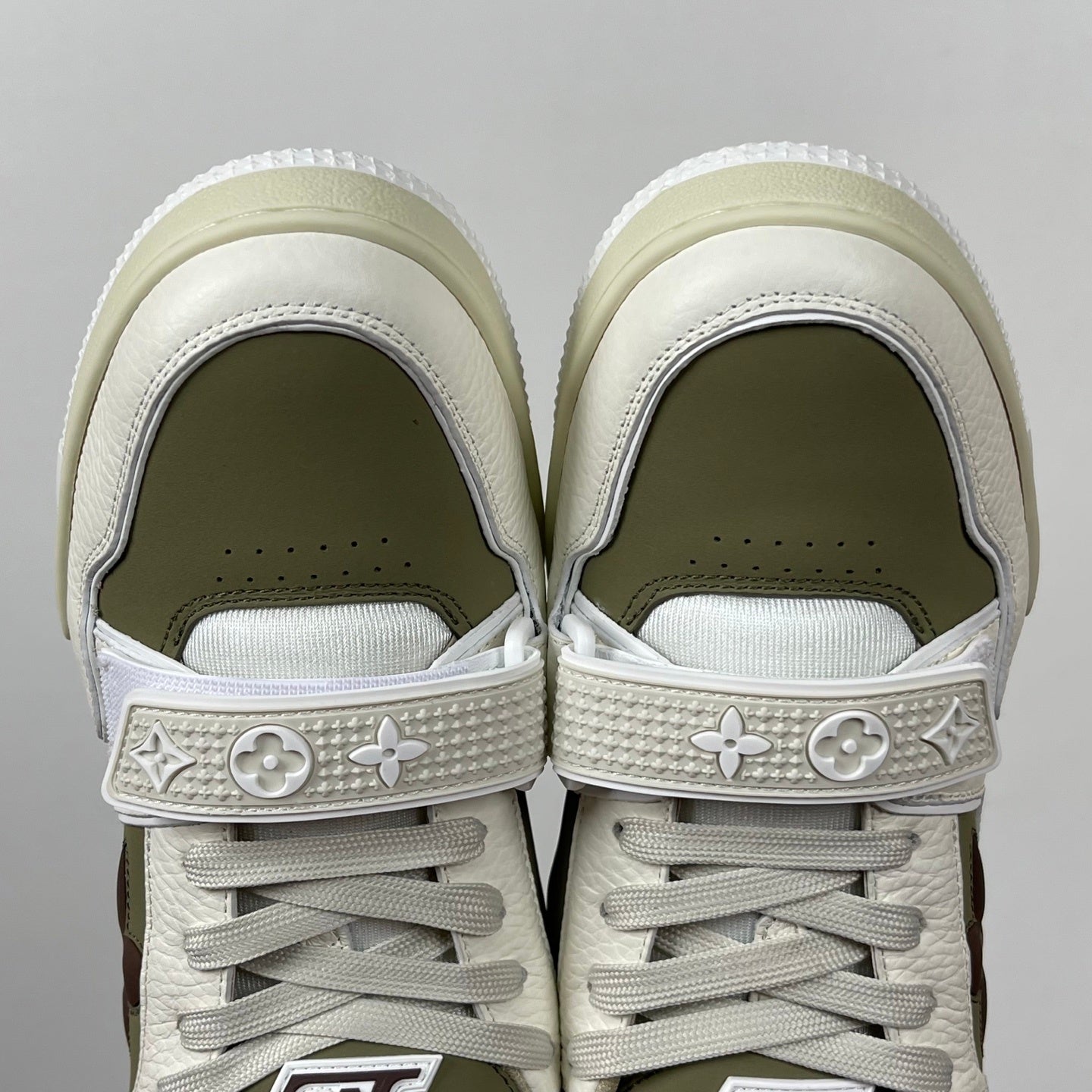 Trainer Beige and Khaki