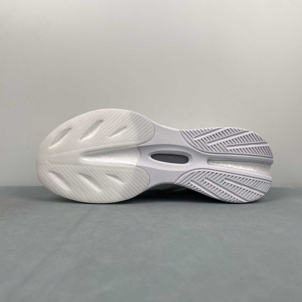 AD VELOSTAR White Silver