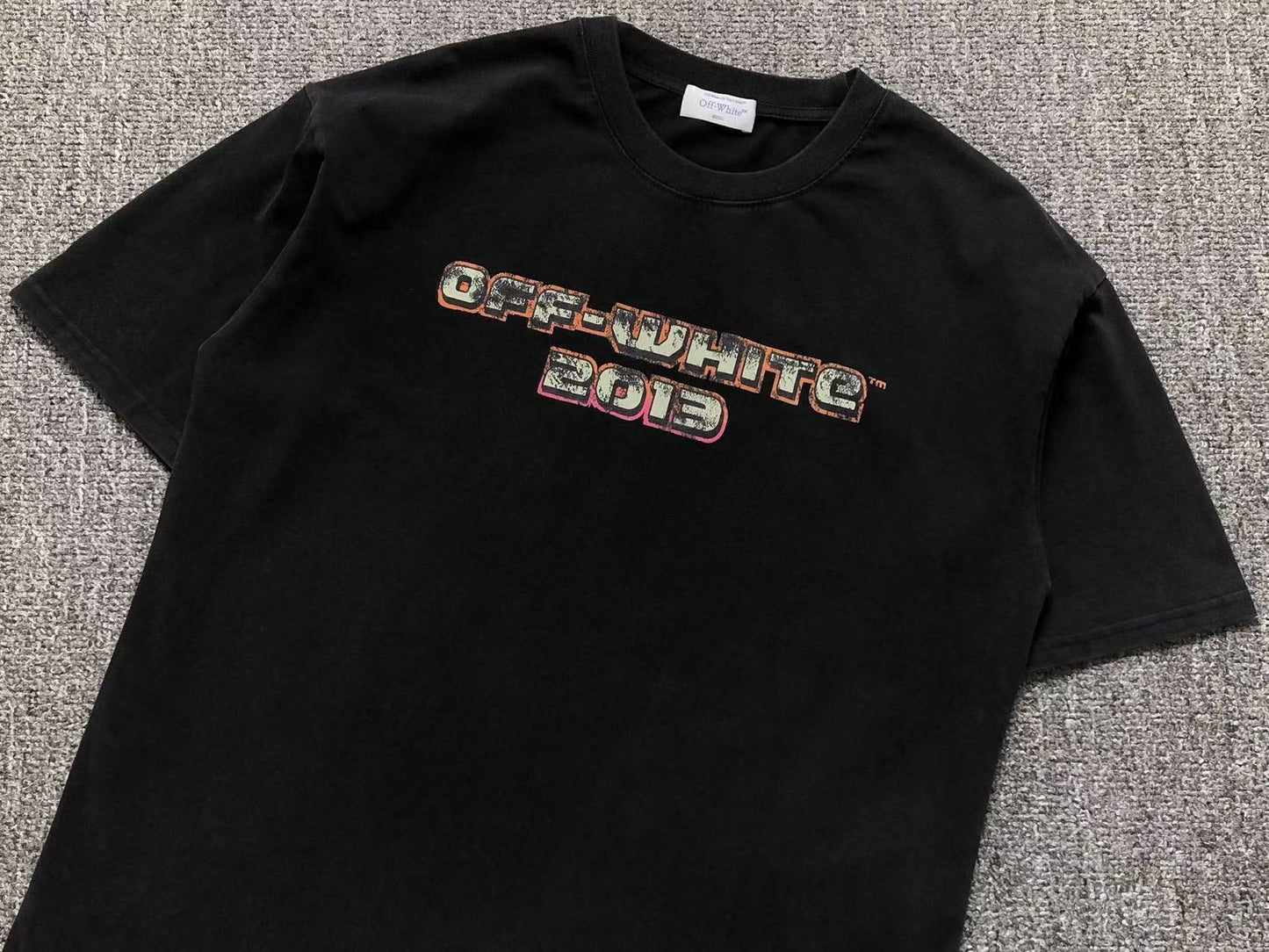 T-shirt Off