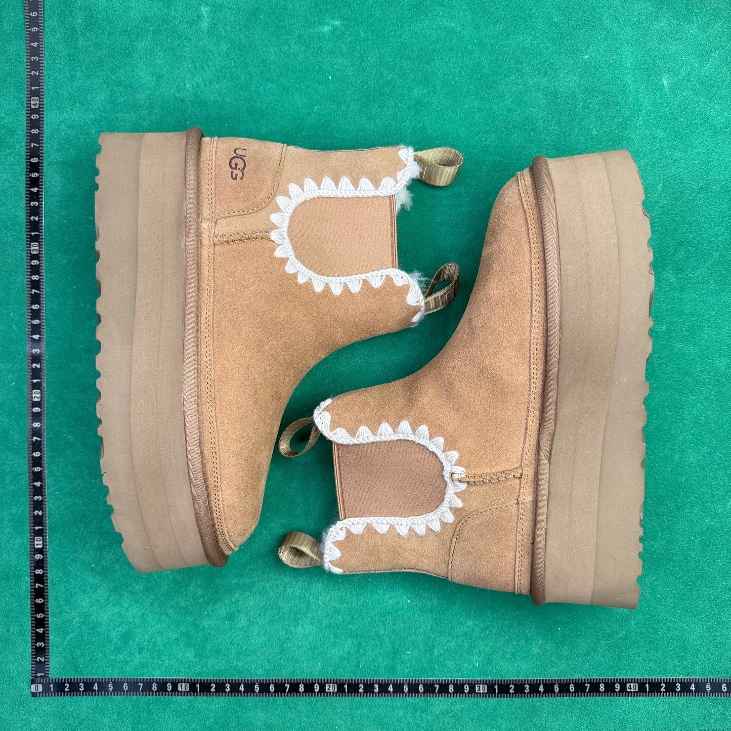 TT UGG
