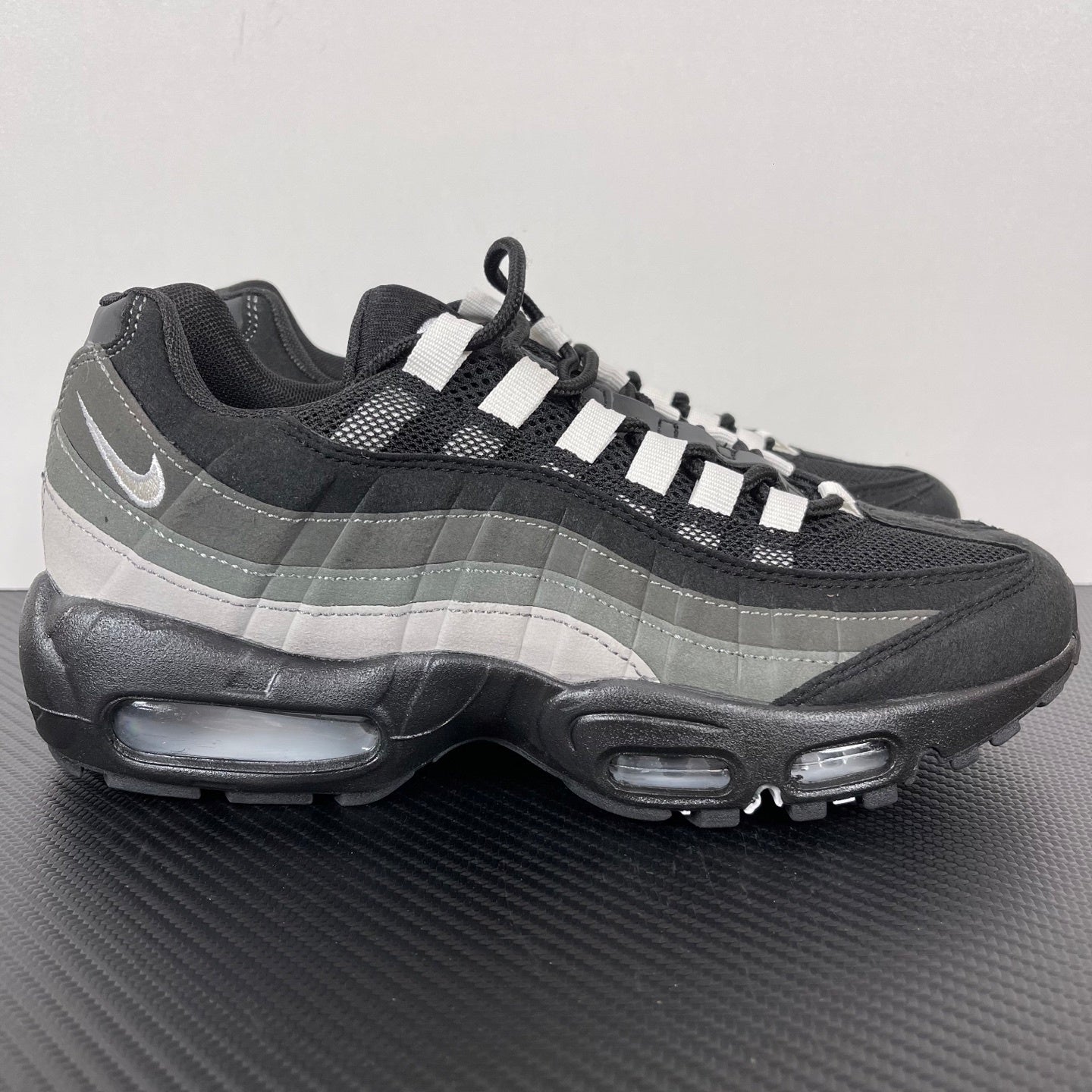 95 Grey Gradient
