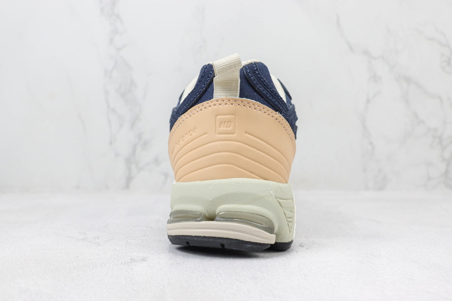 1906 Navy Cream