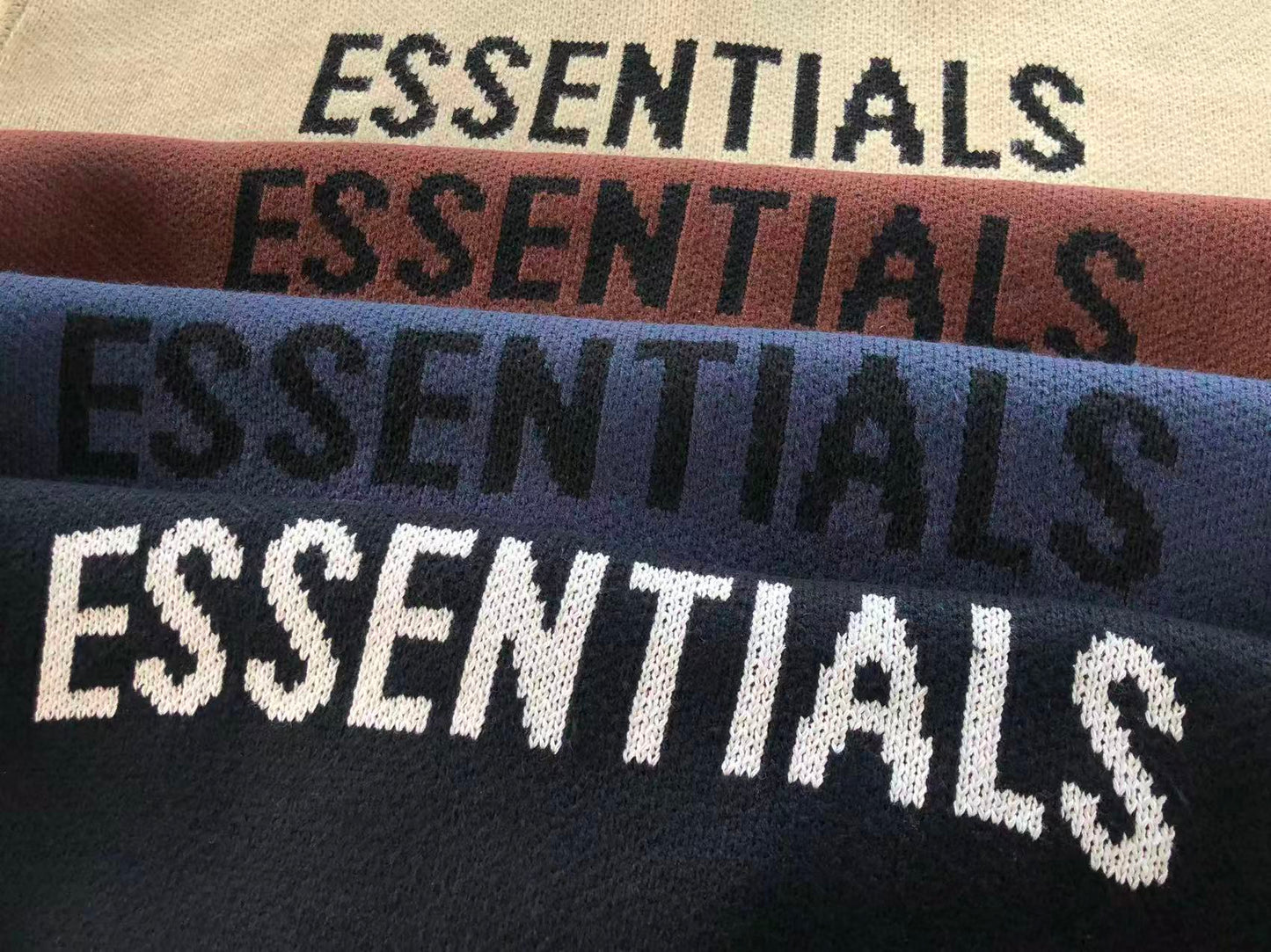 Camisolas Essentials