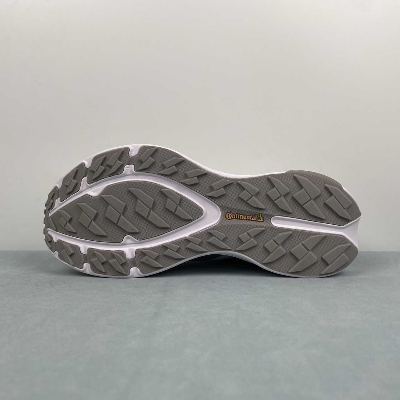 TERREX FREEHIKER White Silver