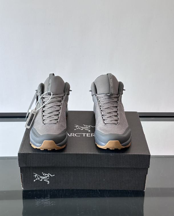 Arc'teryx Aerios FL 2 Mid GTX Grey