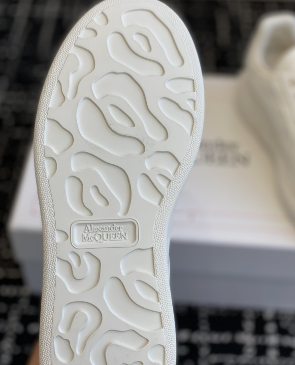 Alexander McQueen Oversized White