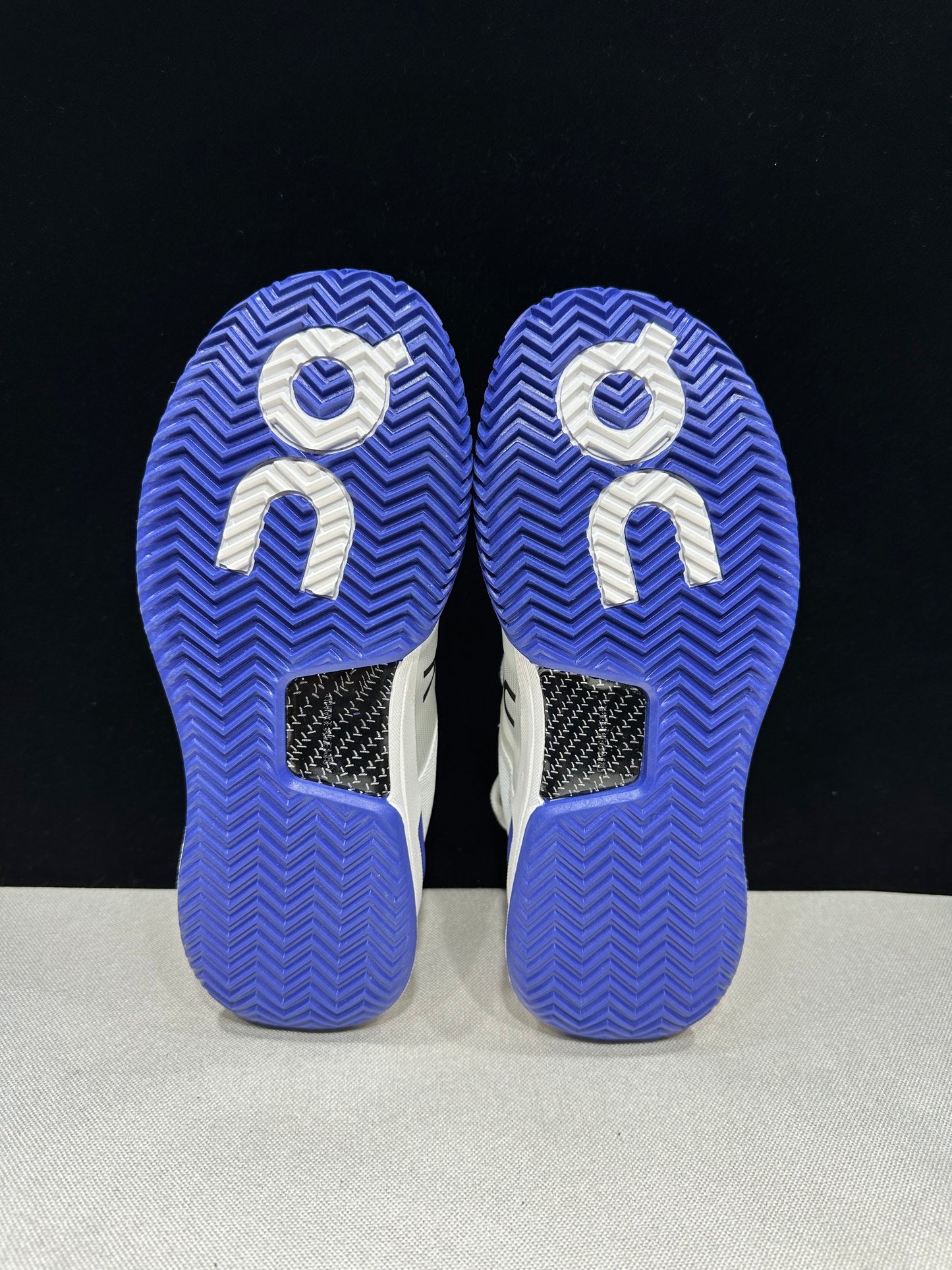 The Roger Pro 2 White Indigo