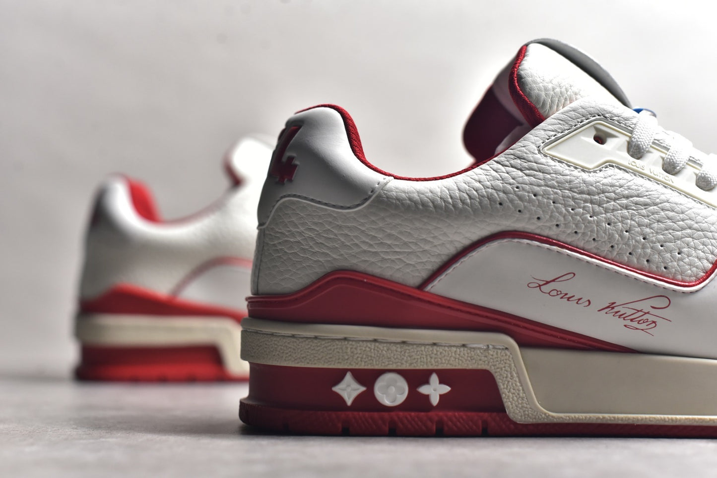 Trainer White and Red