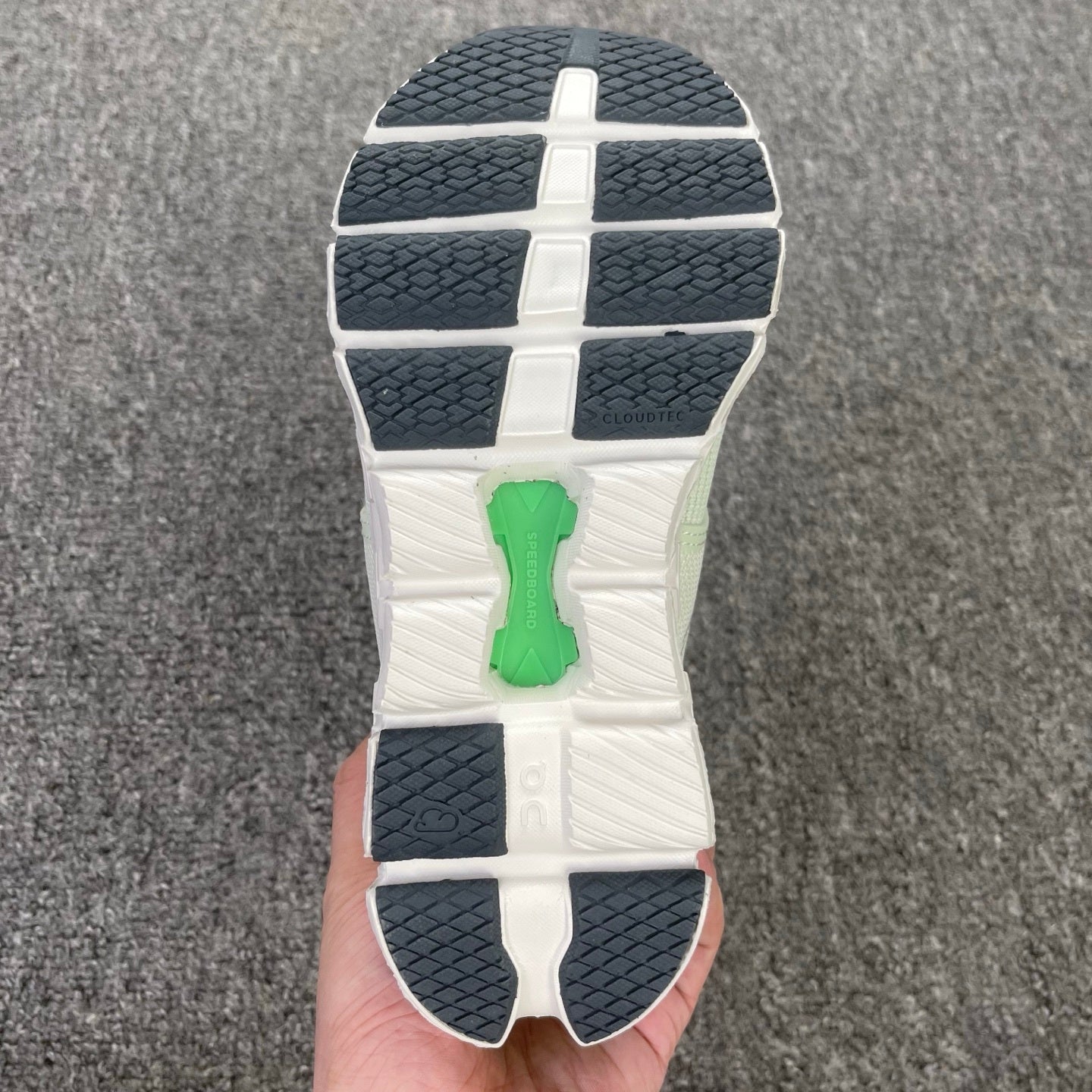 Cloud X 4 White Green