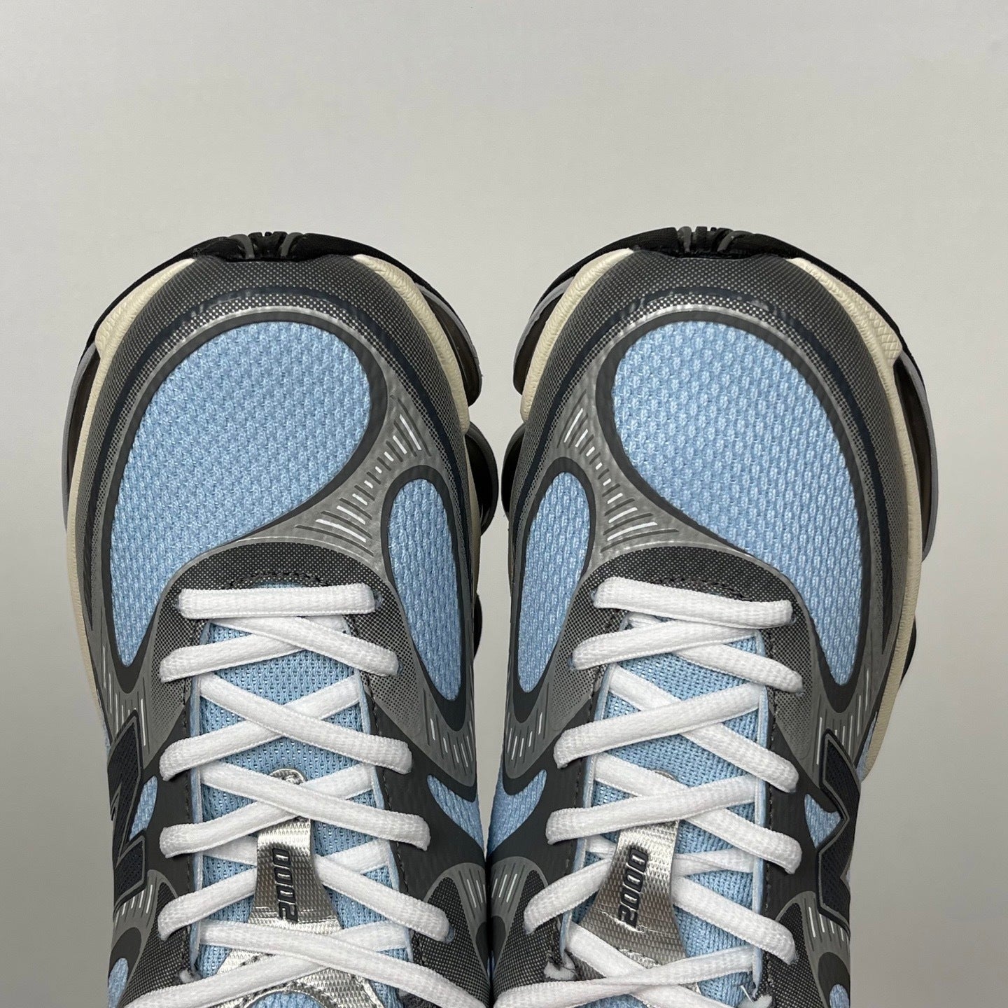 2000 ABZORB Light Chrome Blue/Silver Metallic