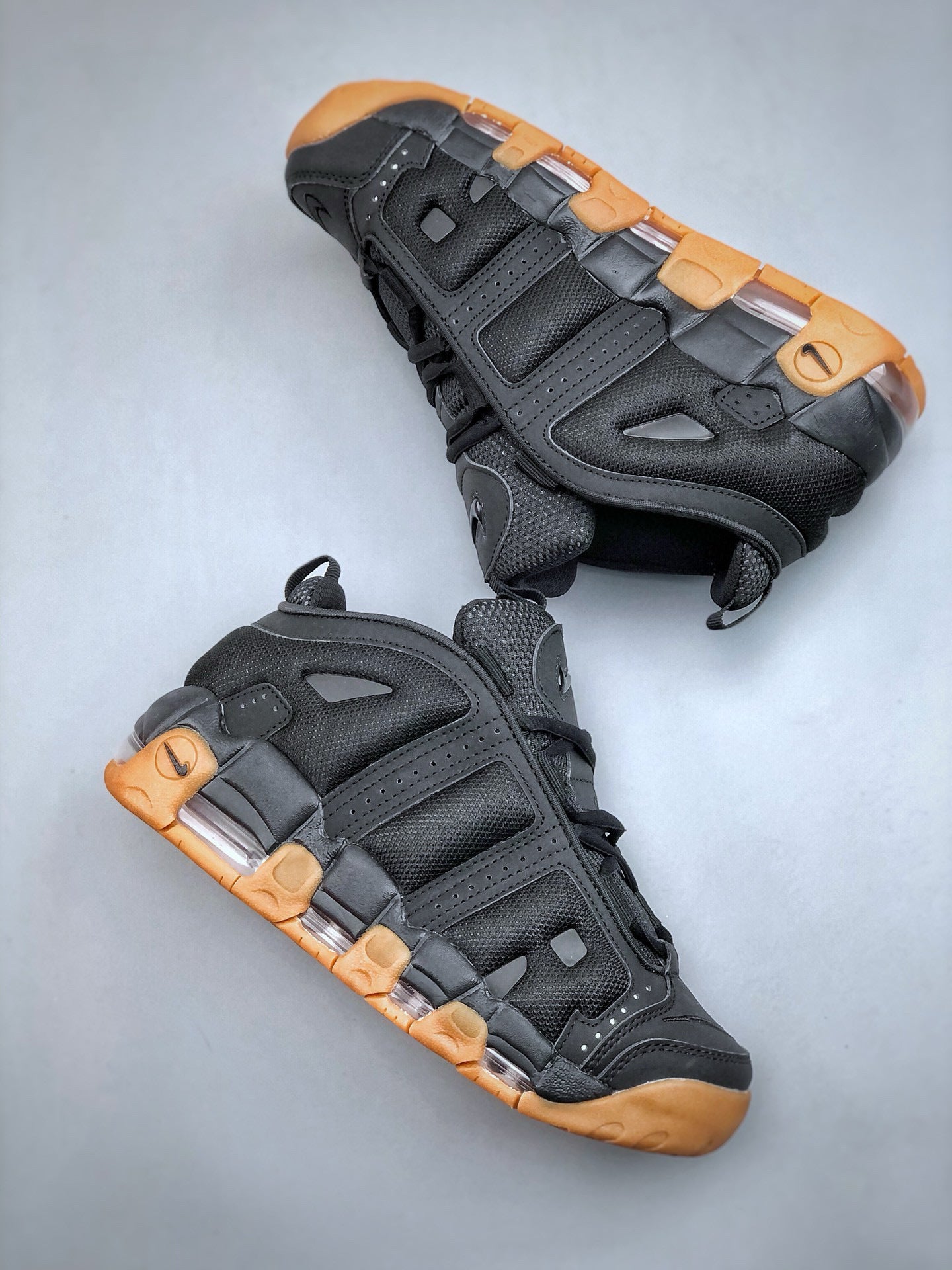 Uptempo Litle Black