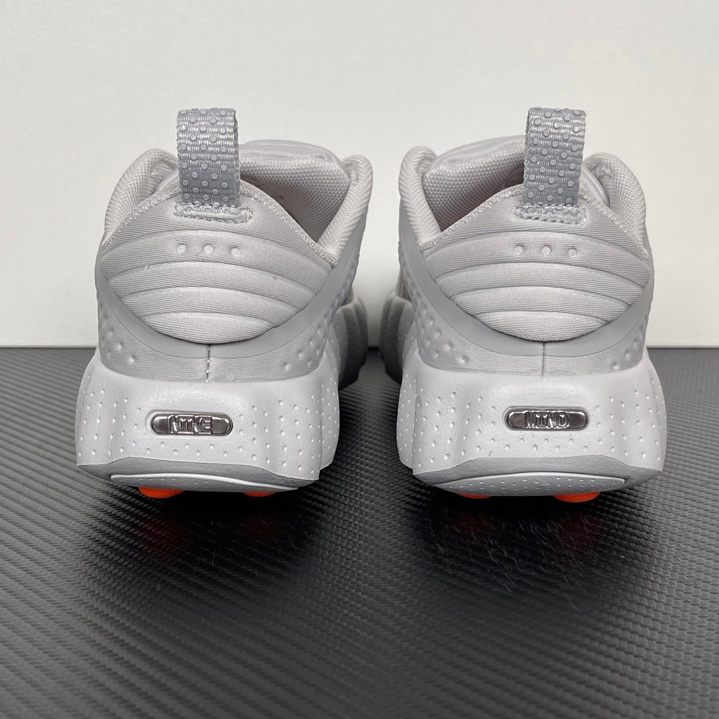 Mind Low Grey