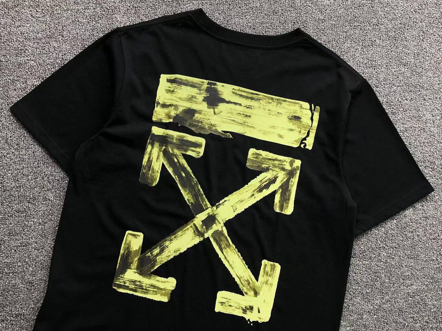 T-shirt Off