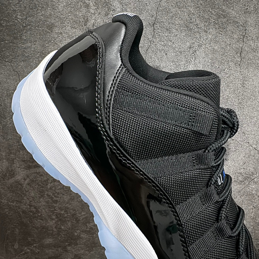 AJ11 Low Space Jam
