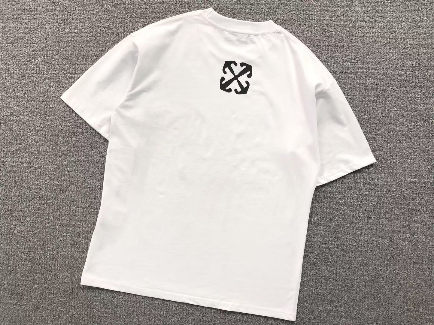 T-shirt Off