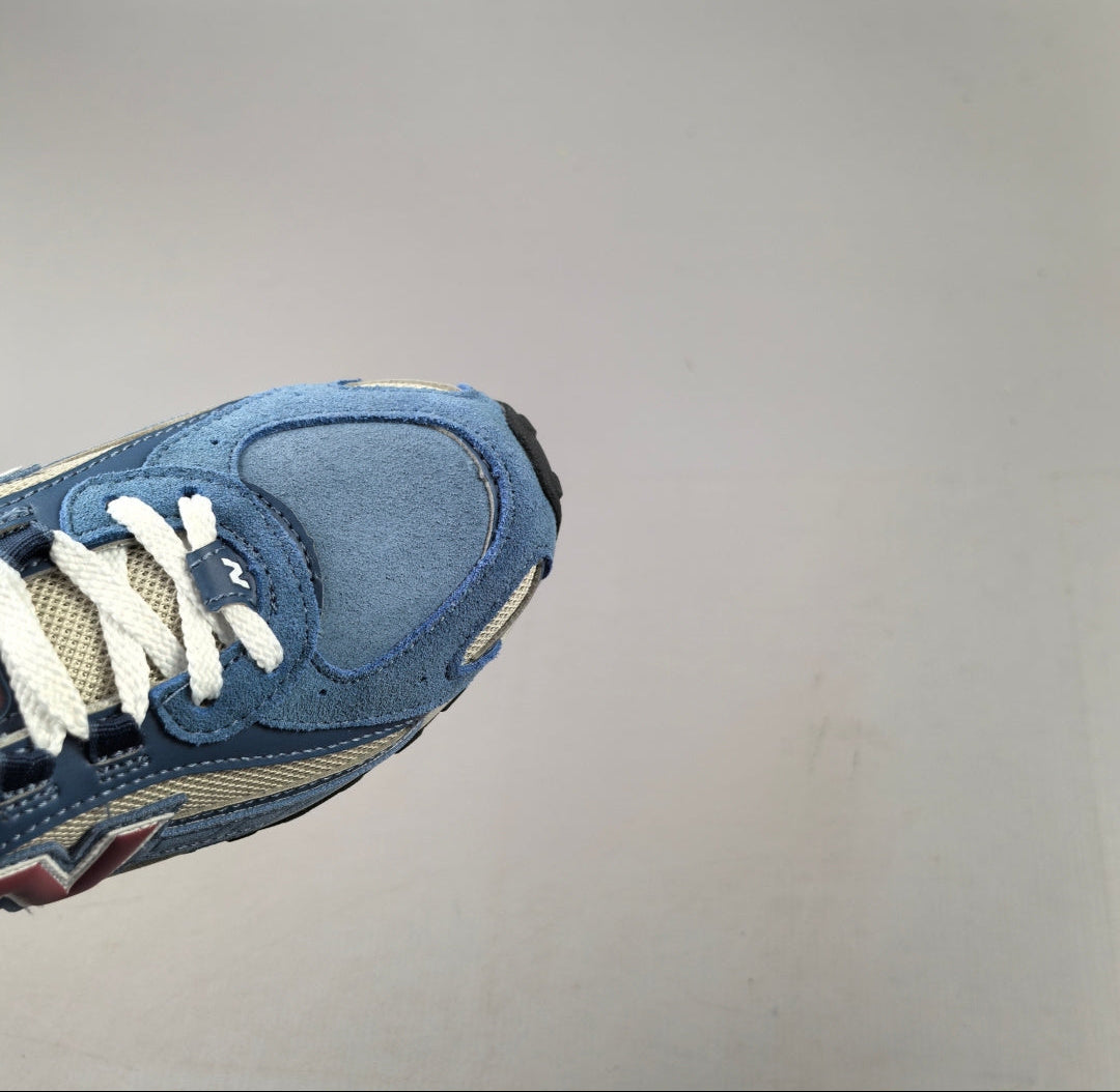 204L Blue