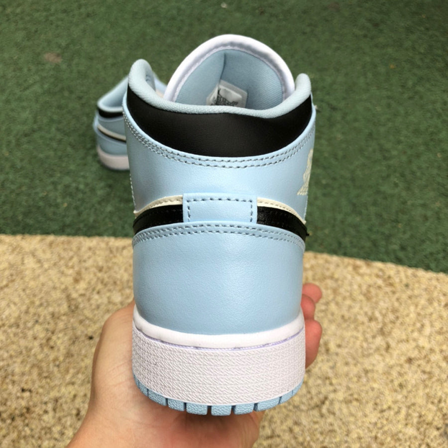 AJ1 MID Ice Blue