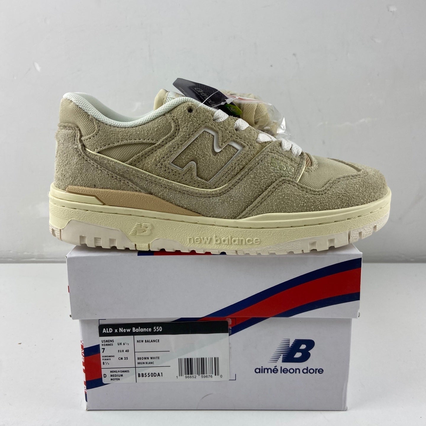 550 Aimé Leon Dore Taupe Suede