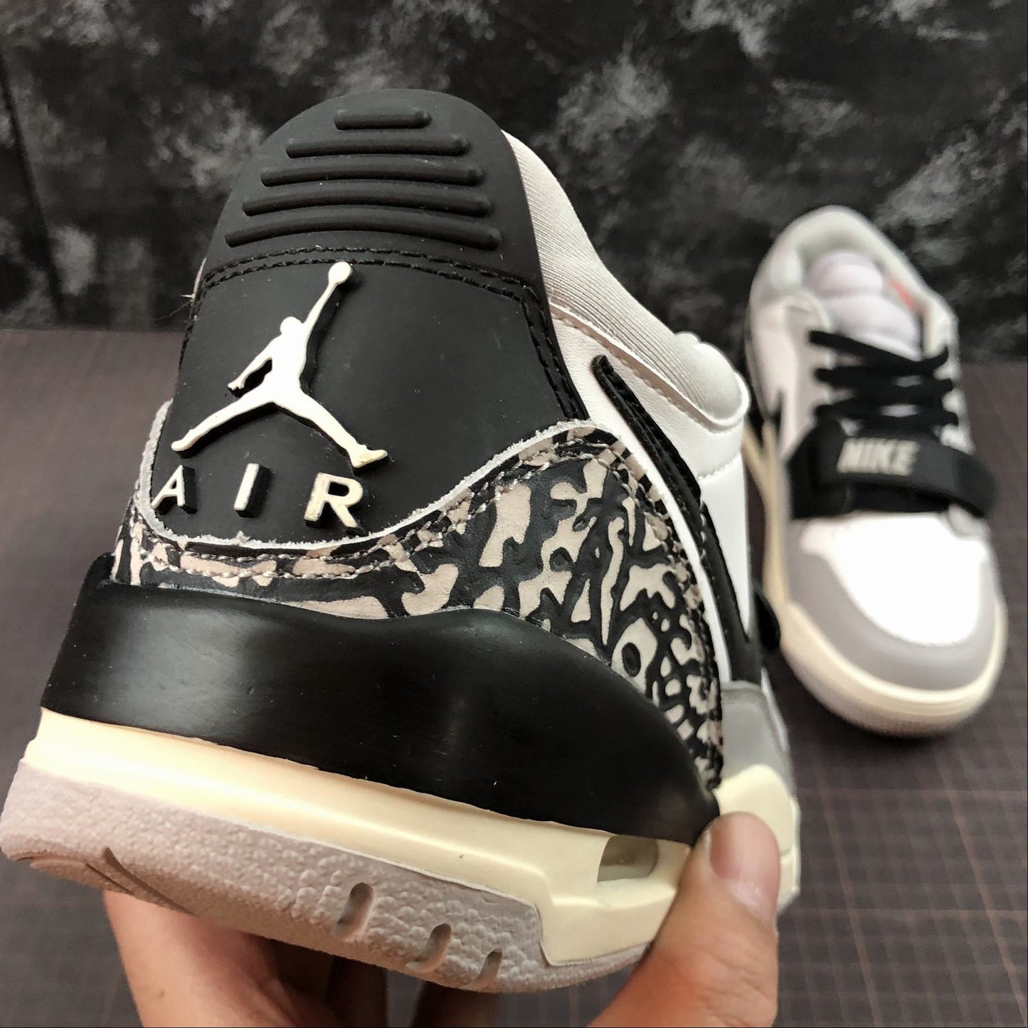 Legacy 312 White/Wolf Grey/Black