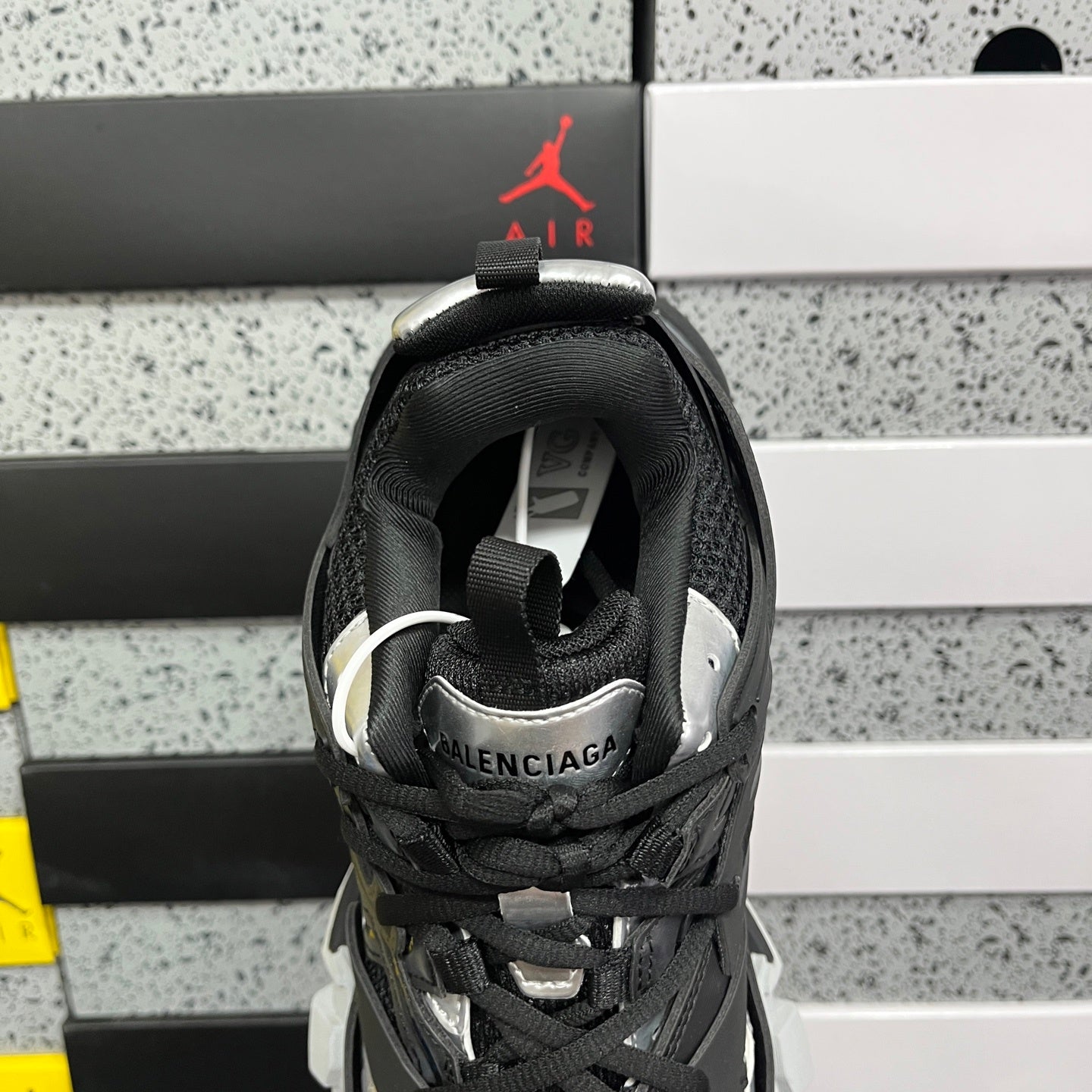 BLG Track Black Silver