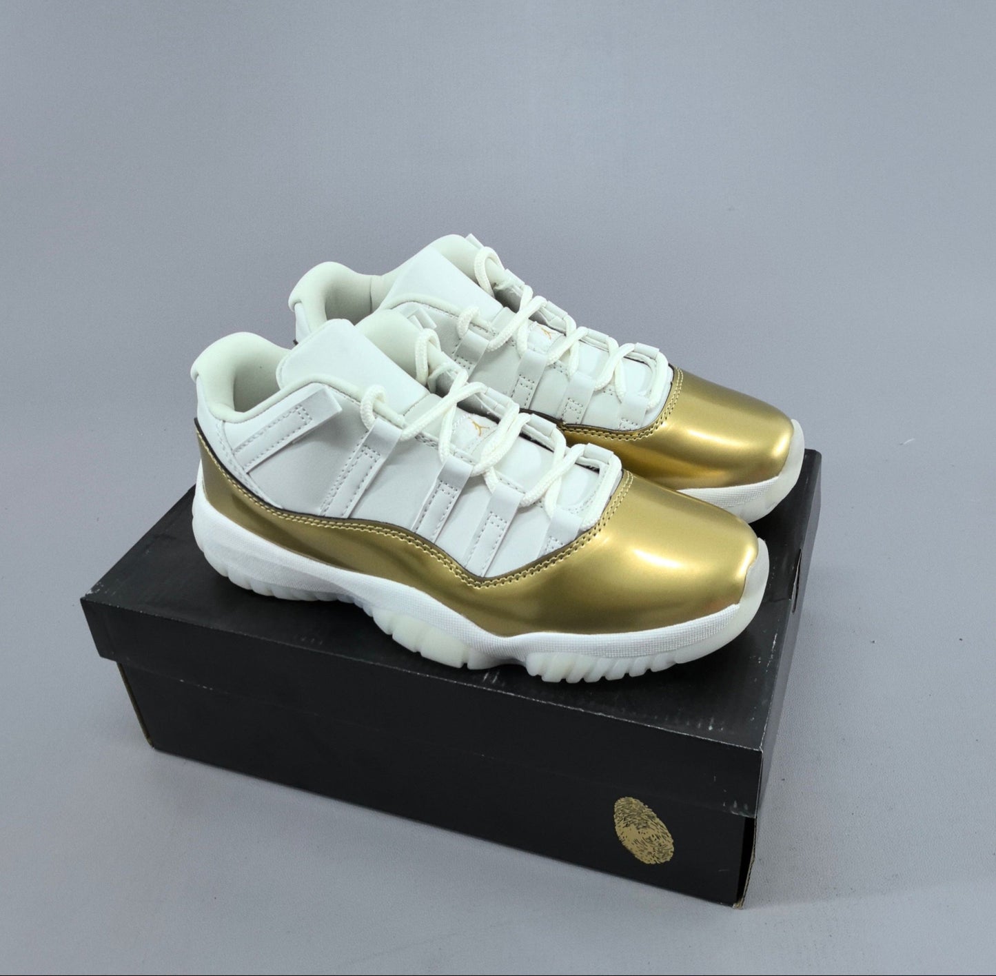 AJ11 High Retro Low Mother's Day