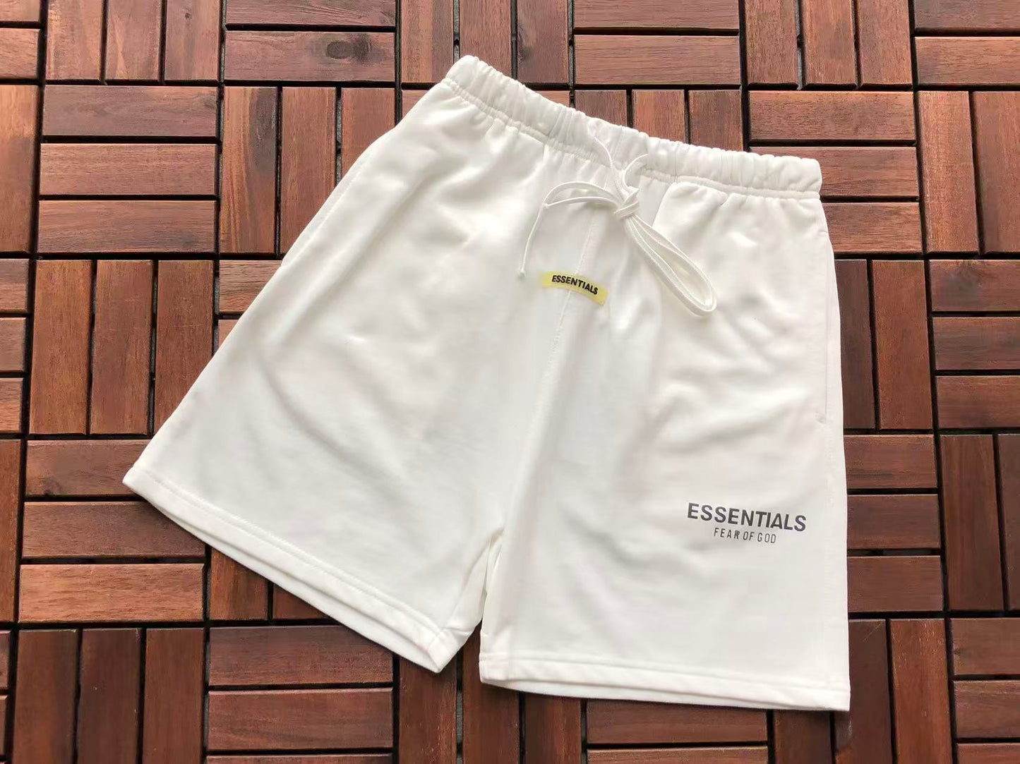 Essen Calções