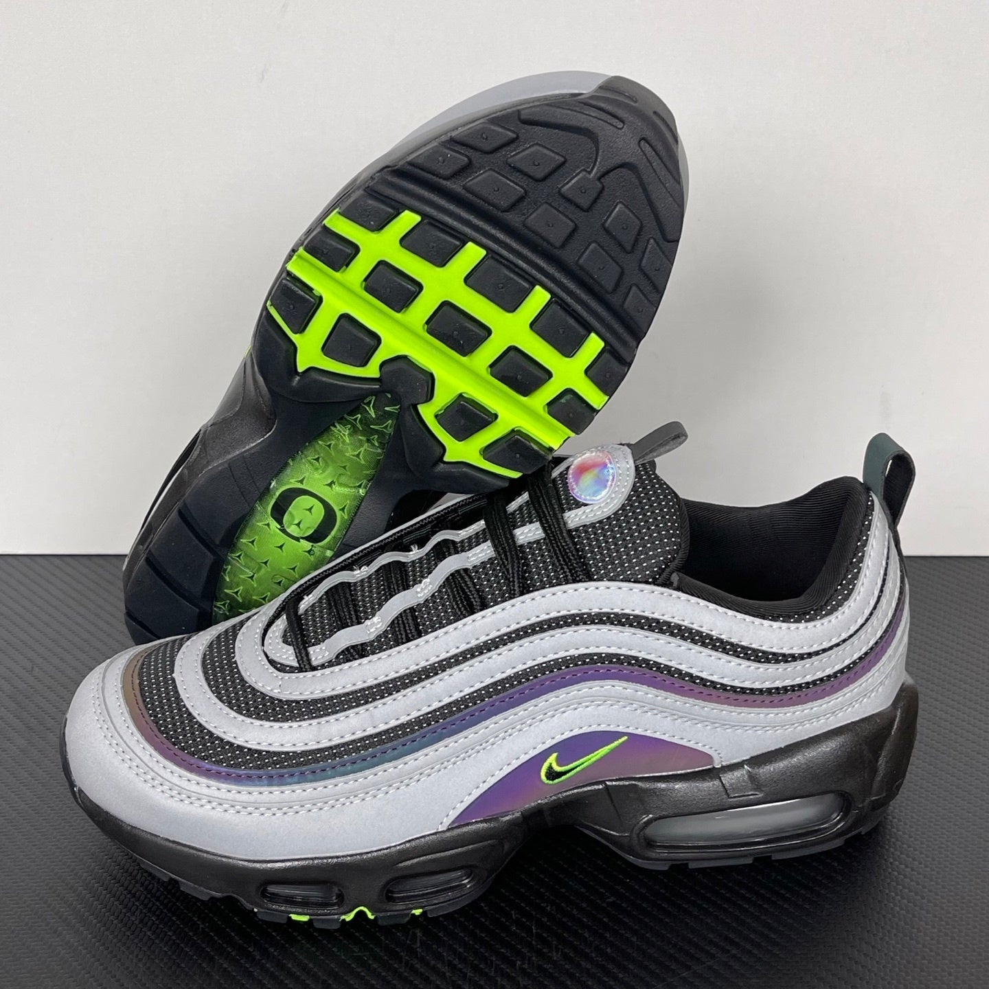 97 Witch Green