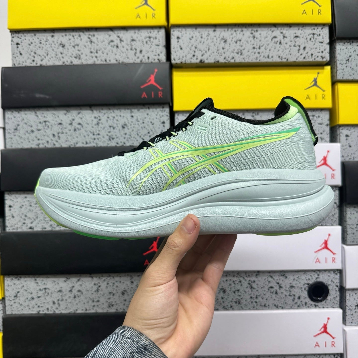 GEL-NIMBUS 28 Grey/Green