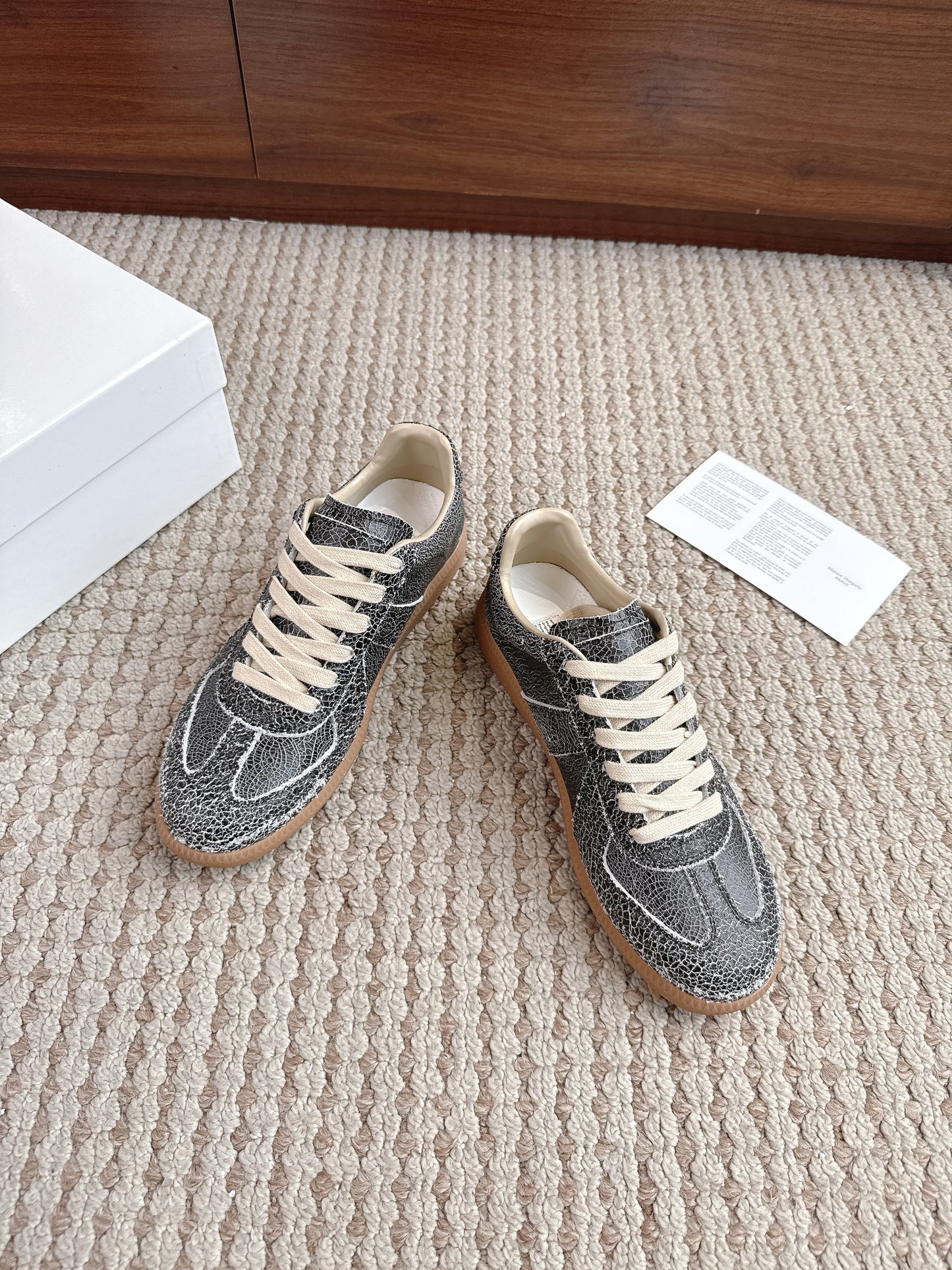 Maison Snake Grey