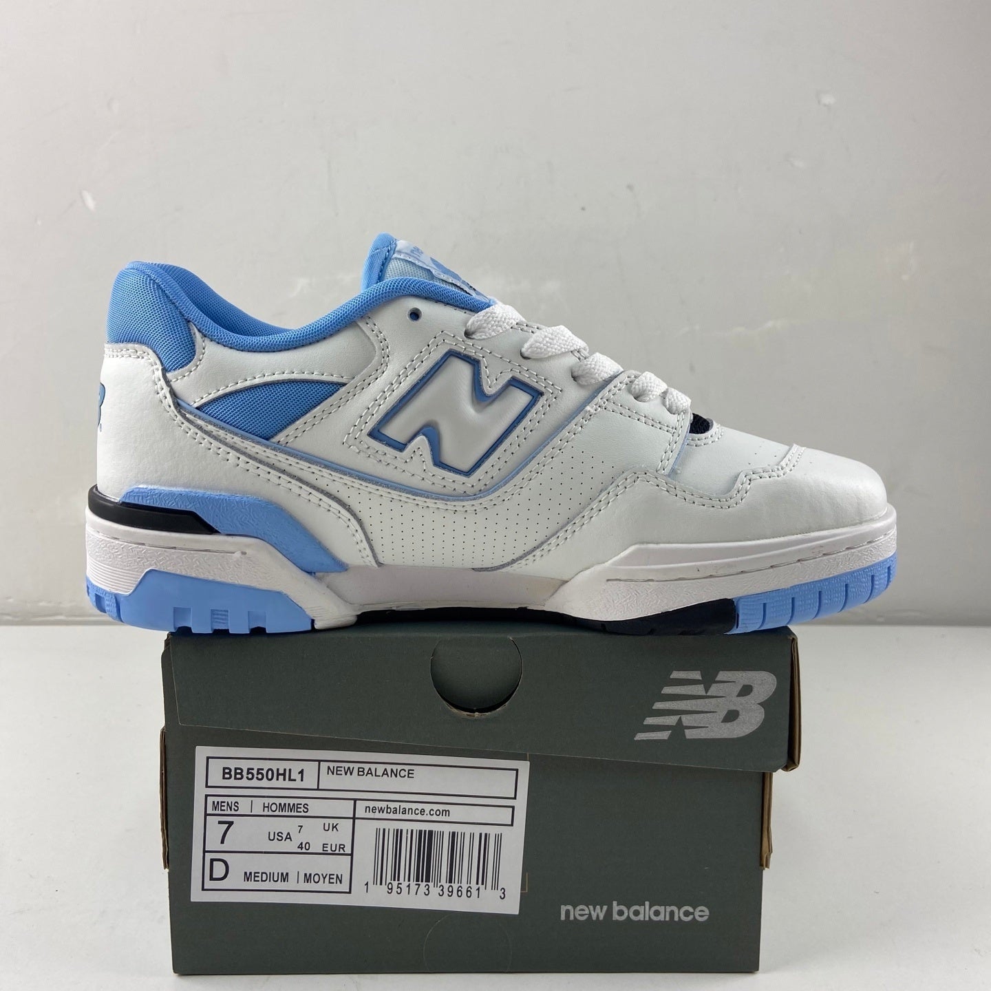 550 White and Blue