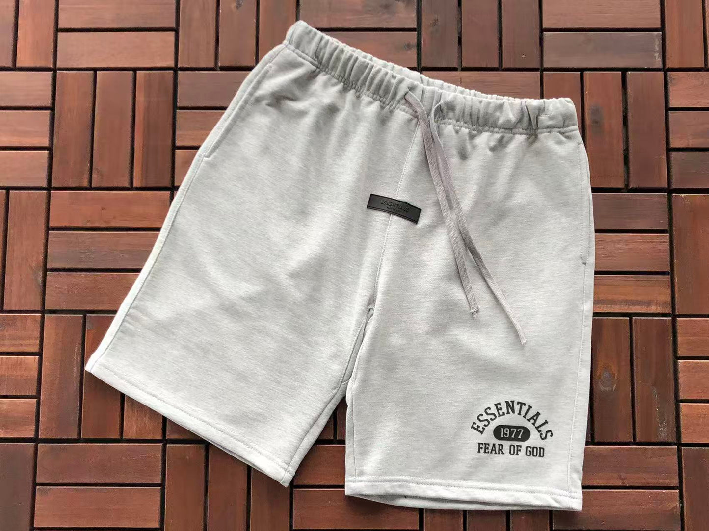 Conjuntos Essentials