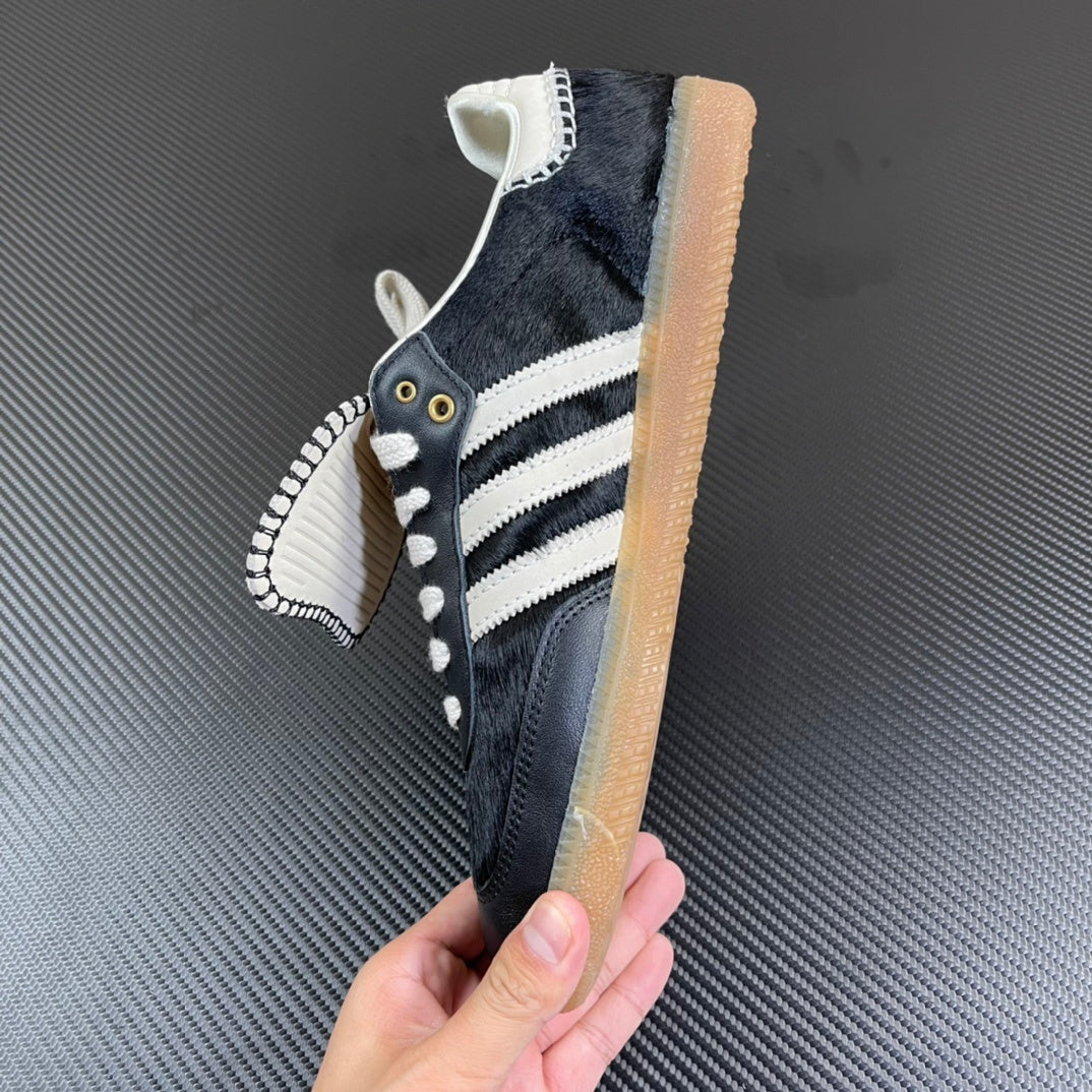 Samba Wales Bonner Core Black