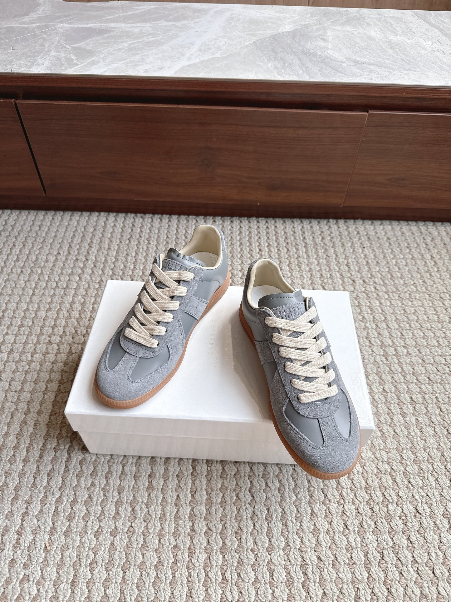 Maison Light Blue Lether