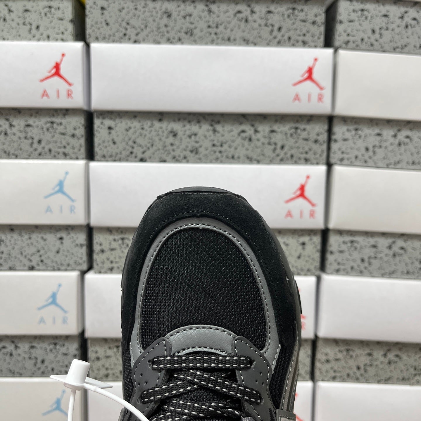 GEL-SONOMA TR62 Black/Graphite Grey